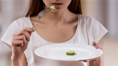 الفرق بين فقدان الشهية ومرض فقدان الشهية العصبي